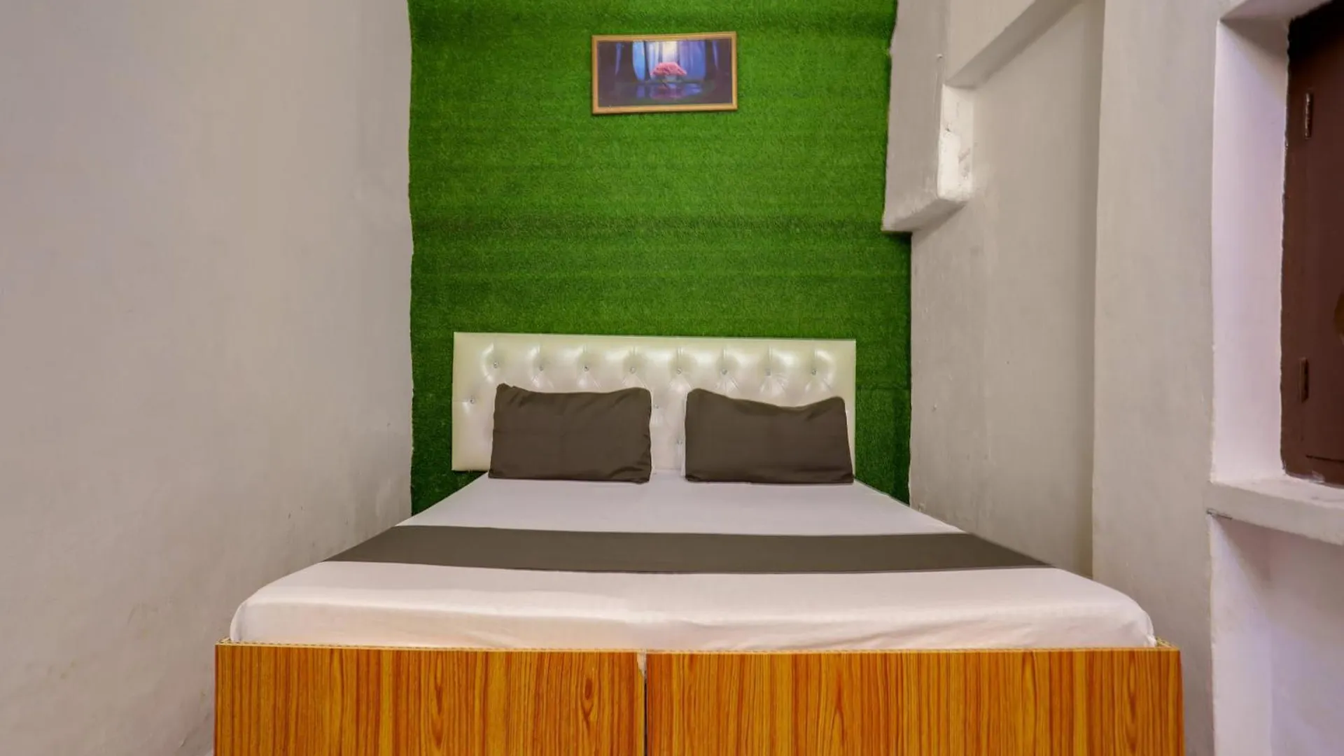 Oyo Vindra Stay Varanasi Hindistan
